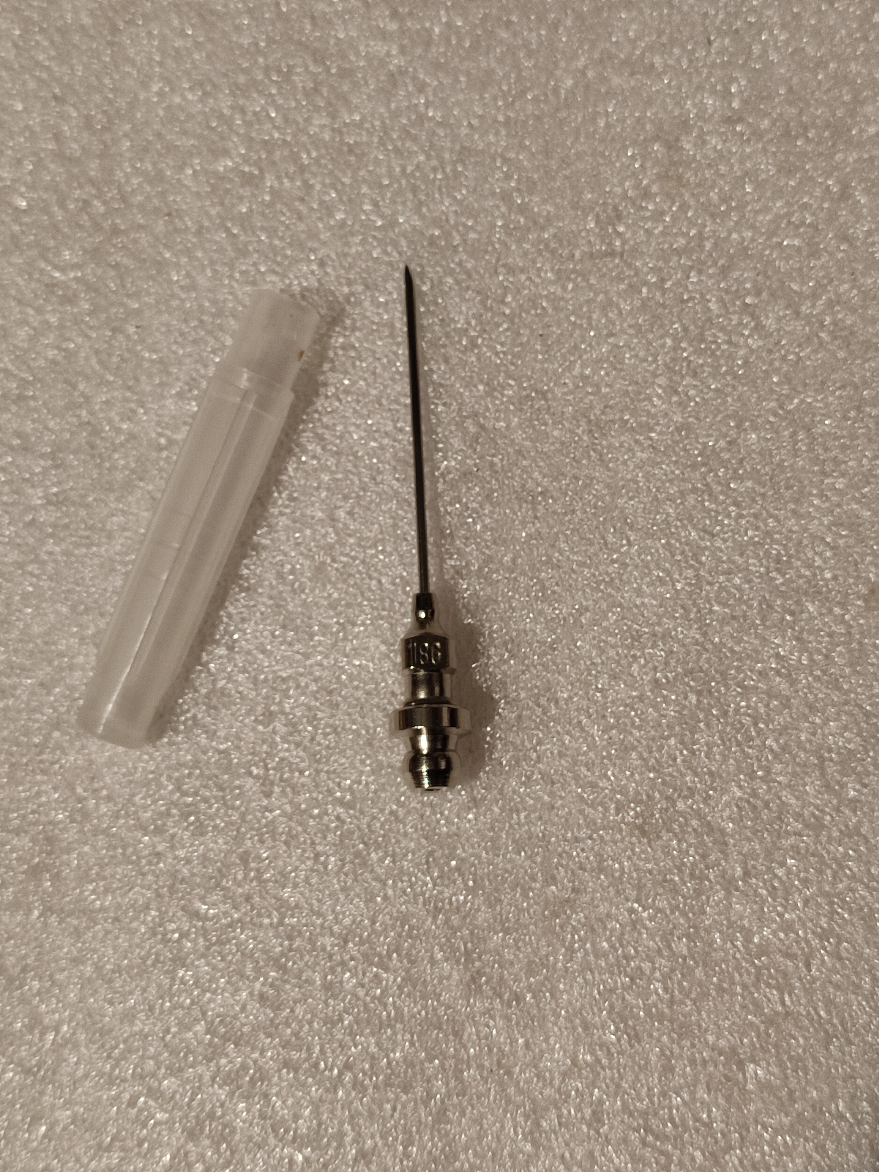 Наконечник шприца с иглой,быстросъем 7671